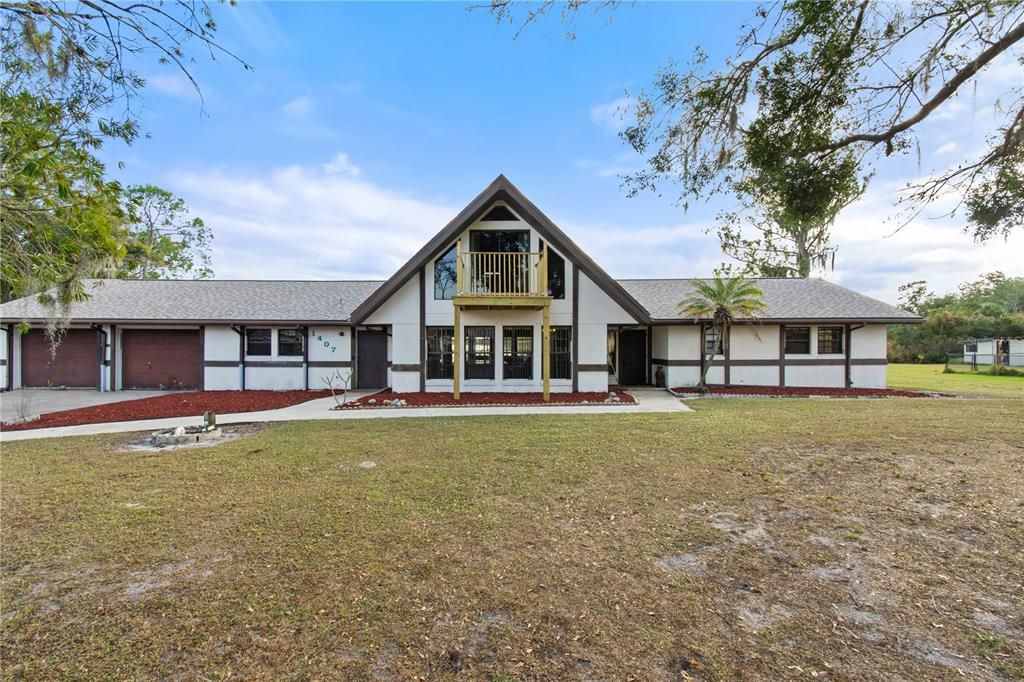 For Sale: $475,000 (3 beds, 2 baths, 2299 Square Feet)