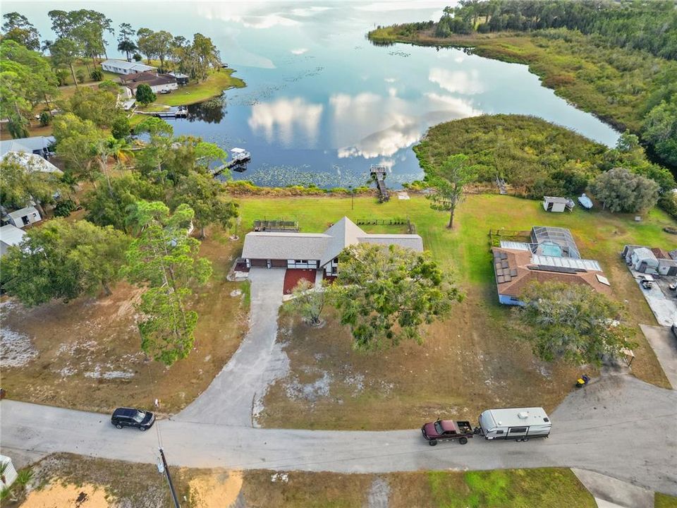 For Sale: $475,000 (3 beds, 2 baths, 2299 Square Feet)