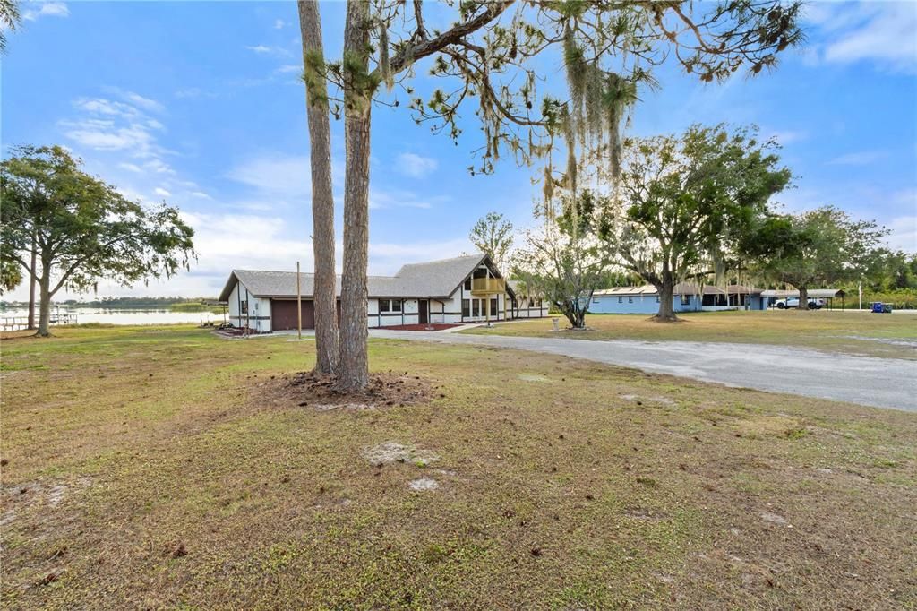 For Sale: $475,000 (3 beds, 2 baths, 2299 Square Feet)