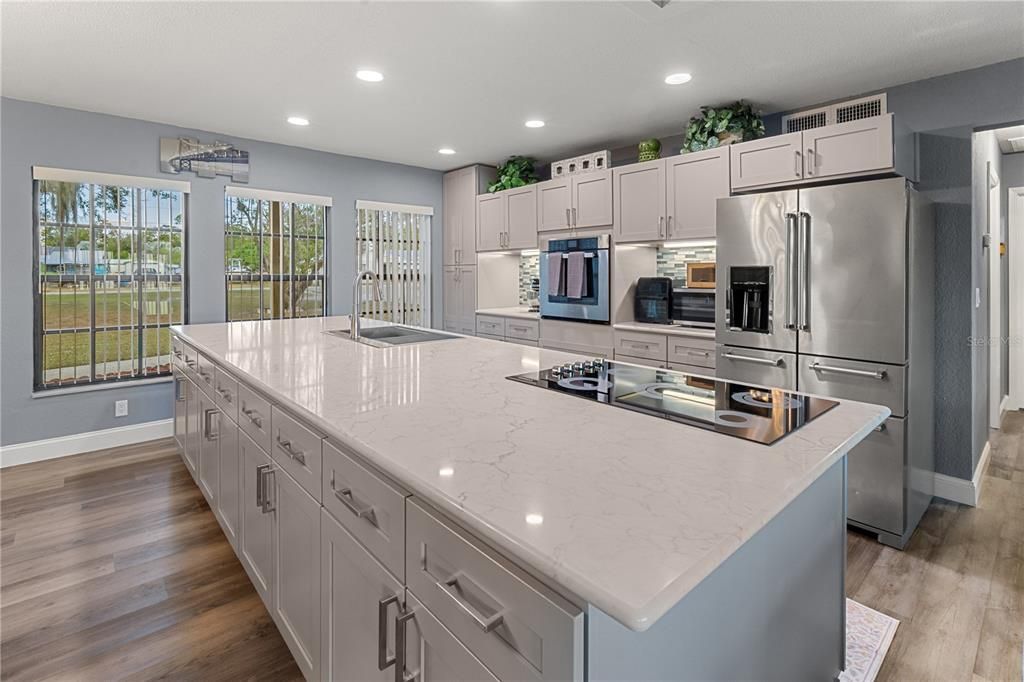 For Sale: $475,000 (3 beds, 2 baths, 2299 Square Feet)