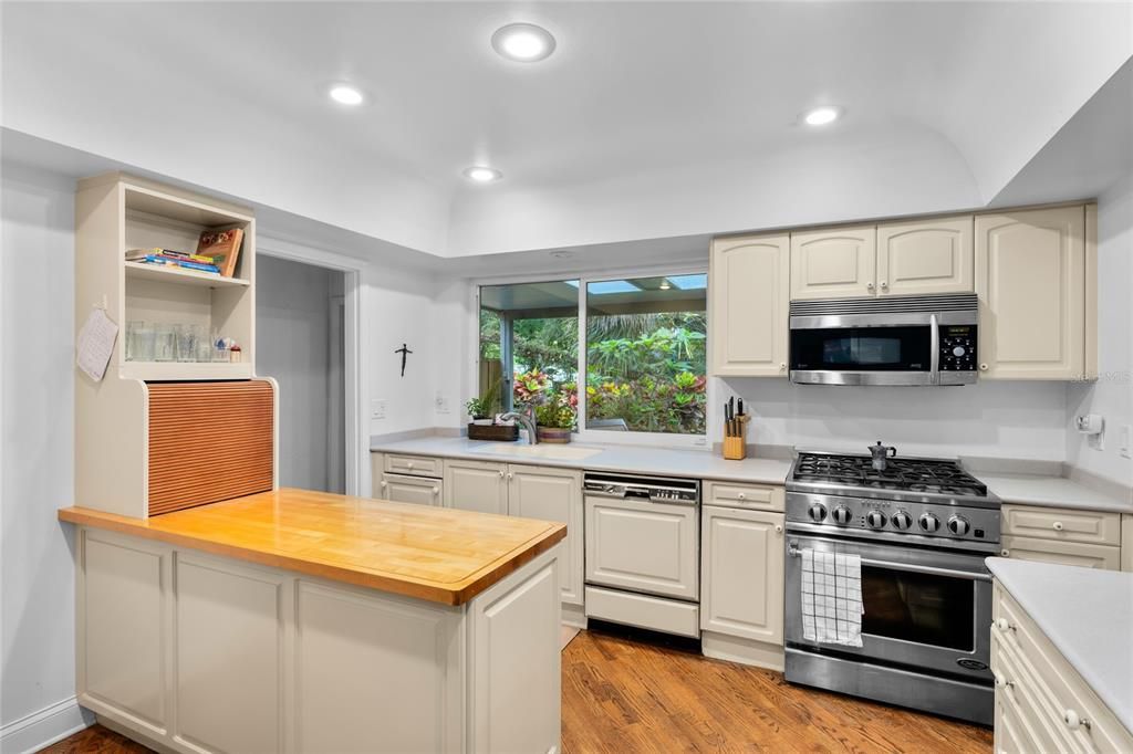 En Venta: $1,200,000 (4 camas, 4 baños, 2094 Pies cuadrados)