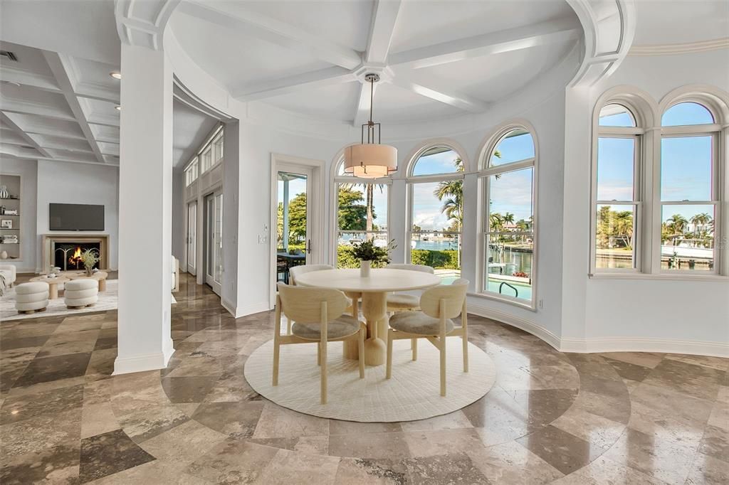 Activo con contrato: $5,985,000 (4 camas, 4 baños, 5310 Pies cuadrados)