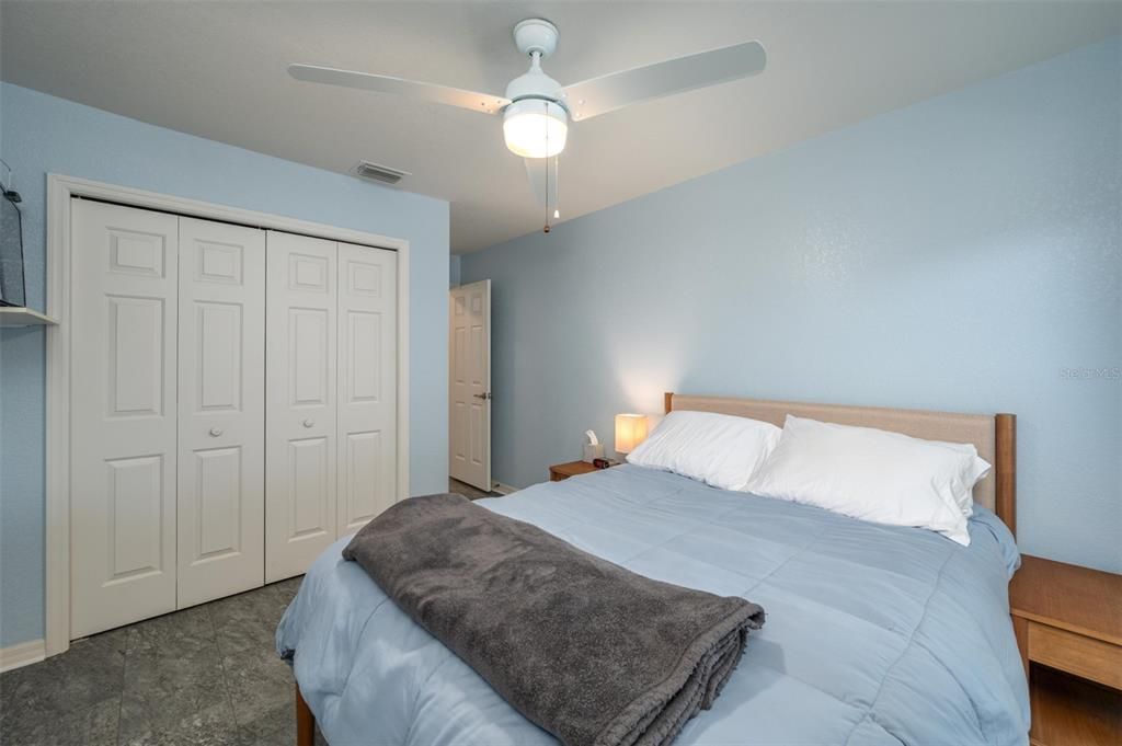 En Venta: $236,900 (2 camas, 2 baños, 1216 Pies cuadrados)