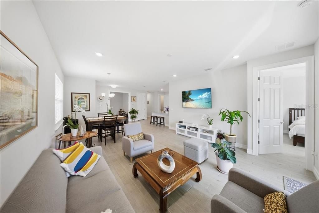 На продажу: $480,000 (2 спален, 2 ванн, 1496 Квадратных фут)