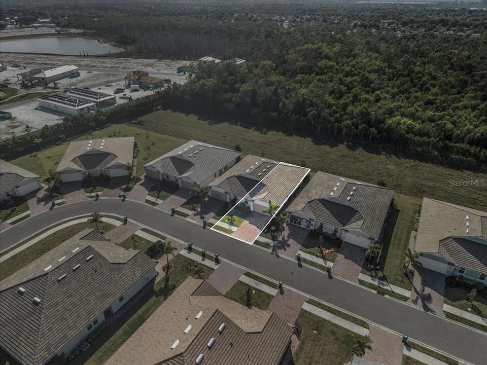 На продажу: $480,000 (2 спален, 2 ванн, 1496 Квадратных фут)