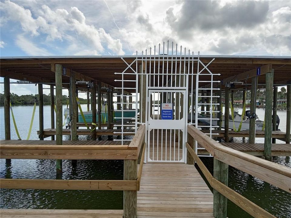 待售: $67,000 (0.11 acres)