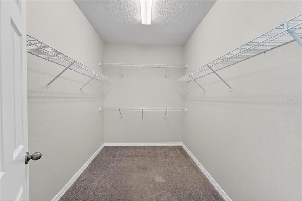 En Venta: $334,900 (3 camas, 2 baños, 1774 Pies cuadrados)