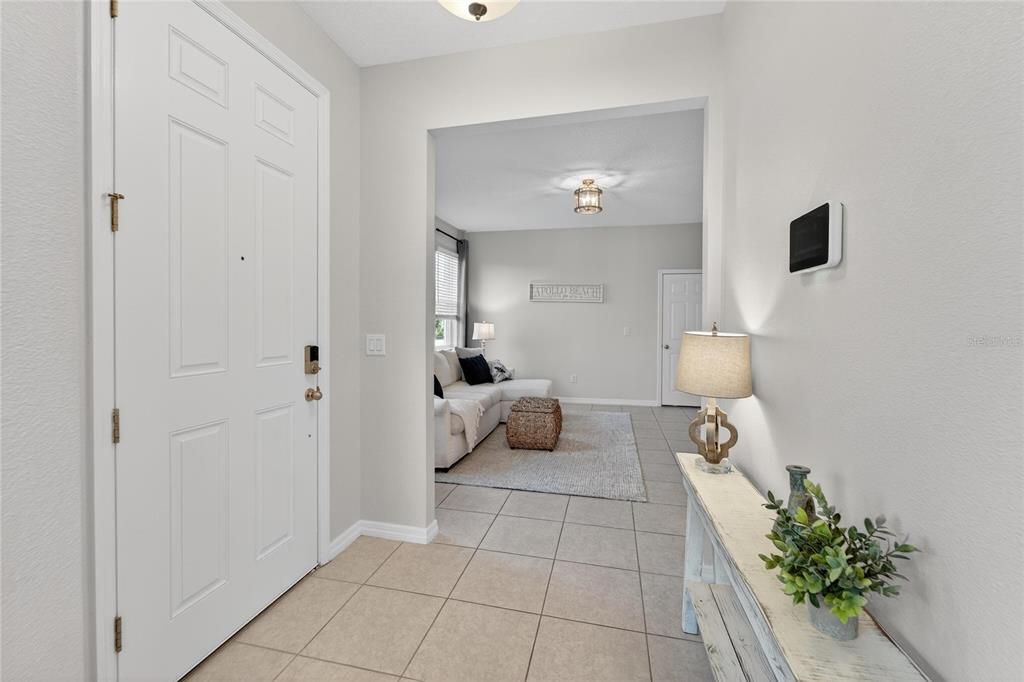 En Venta: $334,900 (3 camas, 2 baños, 1774 Pies cuadrados)