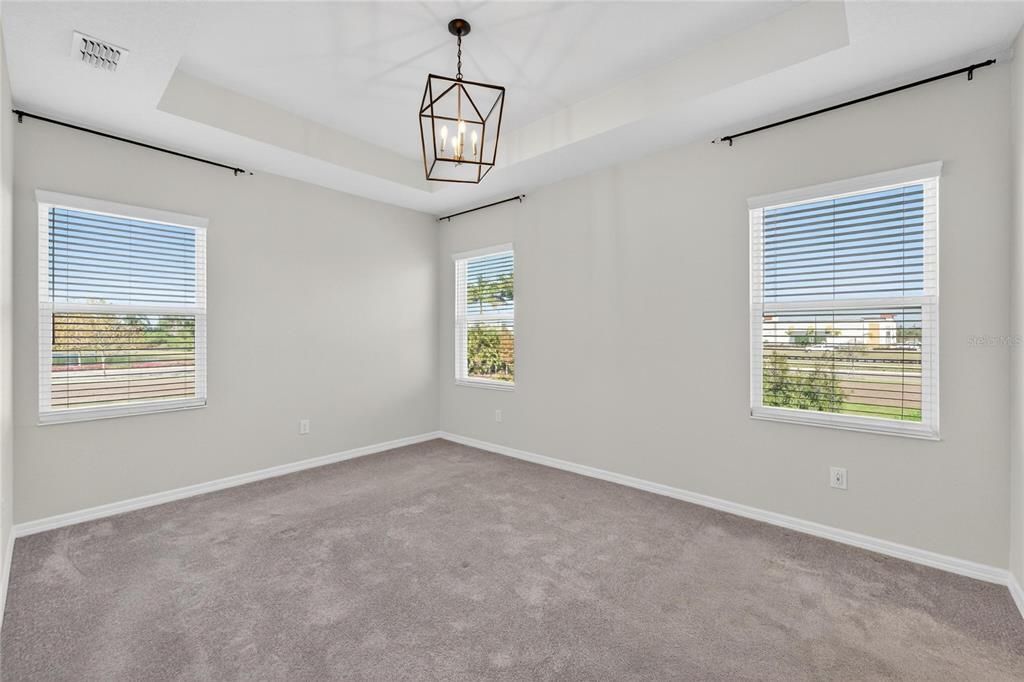 En Venta: $334,900 (3 camas, 2 baños, 1774 Pies cuadrados)