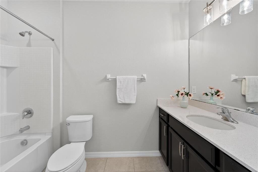 En Venta: $334,900 (3 camas, 2 baños, 1774 Pies cuadrados)