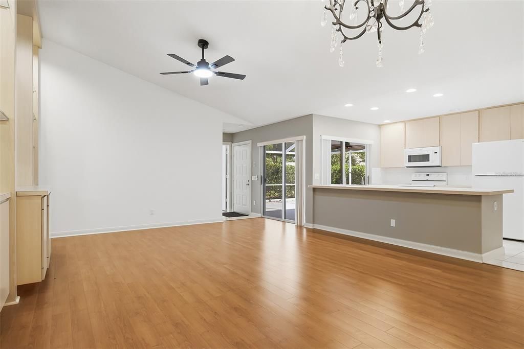 En Venta: $379,000 (2 camas, 2 baños, 1152 Pies cuadrados)