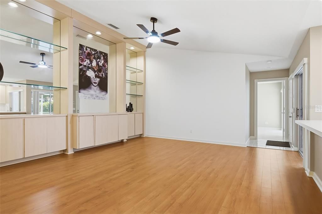 En Venta: $379,000 (2 camas, 2 baños, 1152 Pies cuadrados)