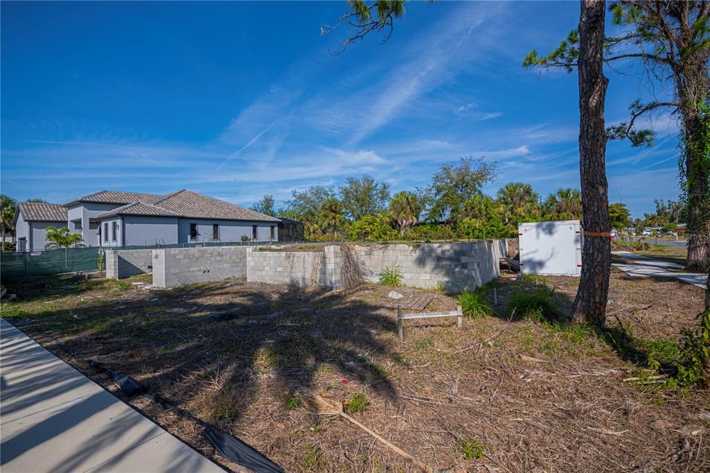 En Venta: $389,000 (0.26 acres)