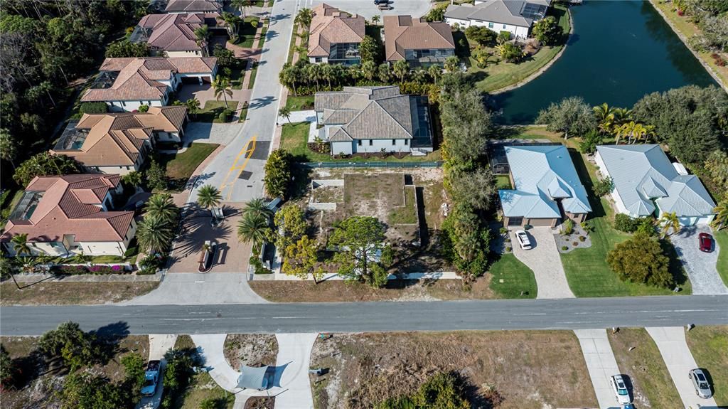 En Venta: $389,000 (0.26 acres)