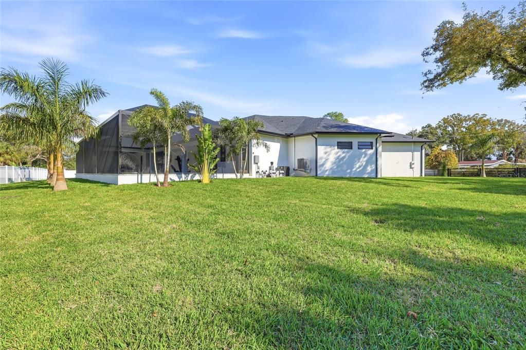 En Venta: $2,465,000 (4 camas, 3 baños, 4246 Pies cuadrados)