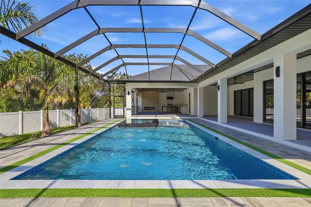 En Venta: $2,465,000 (4 camas, 3 baños, 4246 Pies cuadrados)