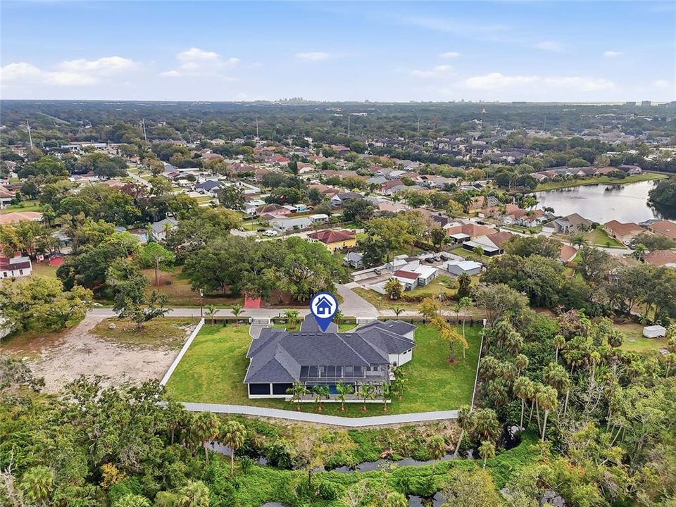 En Venta: $2,465,000 (4 camas, 3 baños, 4246 Pies cuadrados)