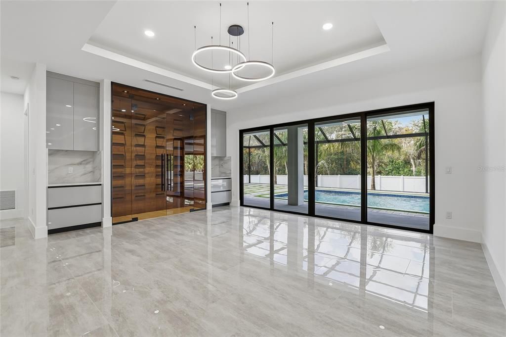 En Venta: $2,465,000 (4 camas, 3 baños, 4246 Pies cuadrados)