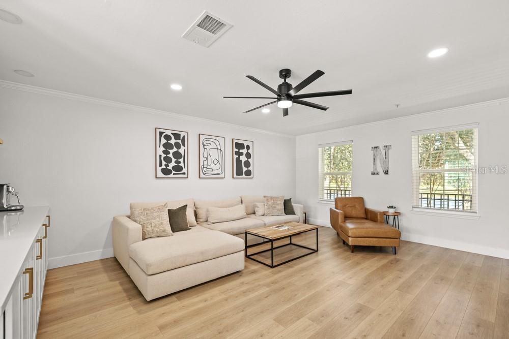 Activo con contrato: $495,500 (3 camas, 2 baños, 1640 Pies cuadrados)