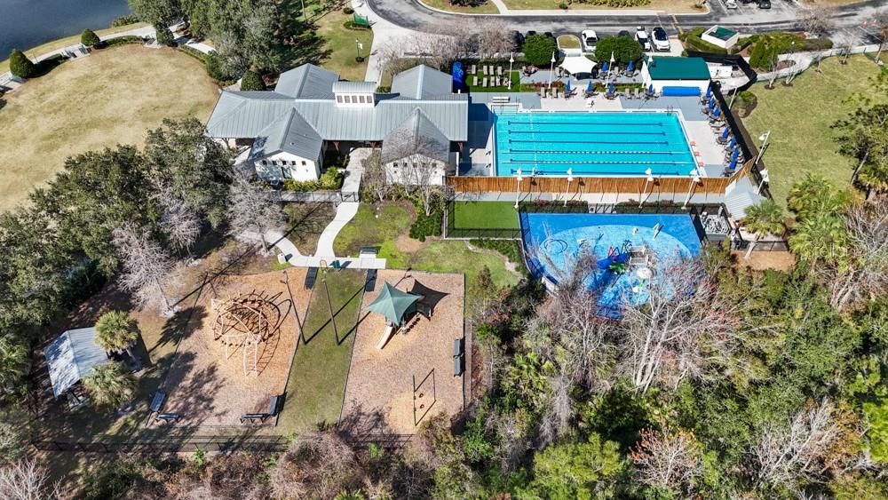Activo con contrato: $495,500 (3 camas, 2 baños, 1640 Pies cuadrados)
