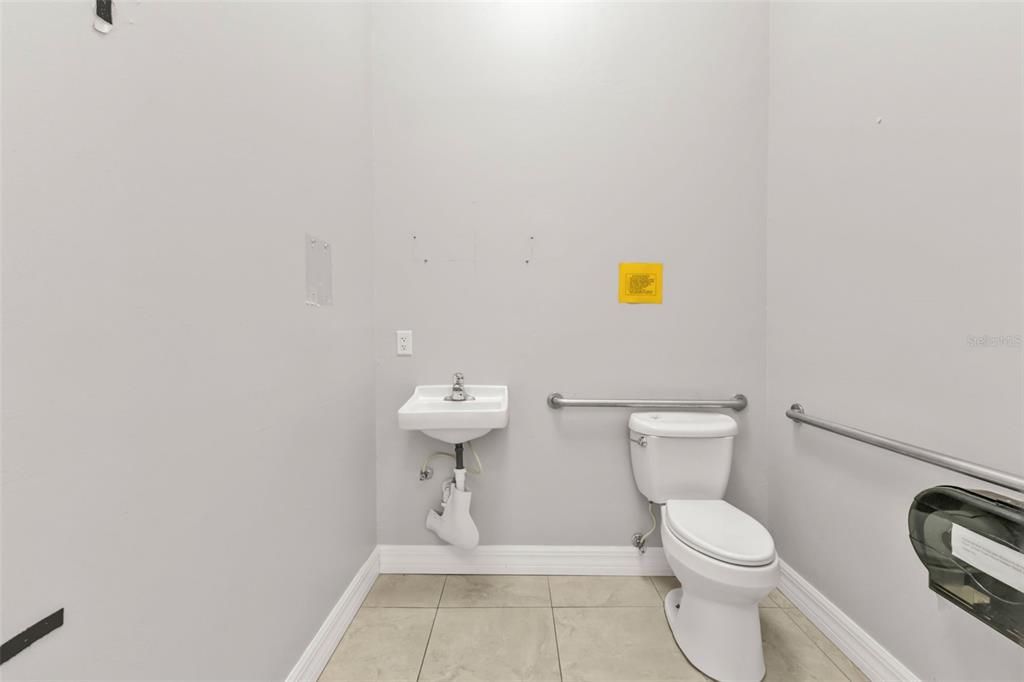 待售: $38,400 (0 贝兹, 0 浴室, 6996 平方英尺)