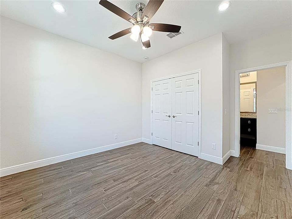 For Sale: $690,000 (4 beds, 3 baths, 2927 Square Feet)
