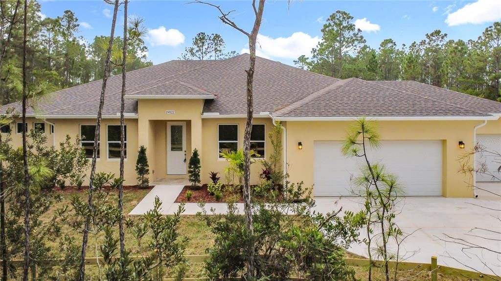 For Sale: $690,000 (4 beds, 3 baths, 2927 Square Feet)