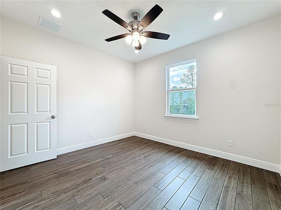 For Sale: $690,000 (4 beds, 3 baths, 2927 Square Feet)