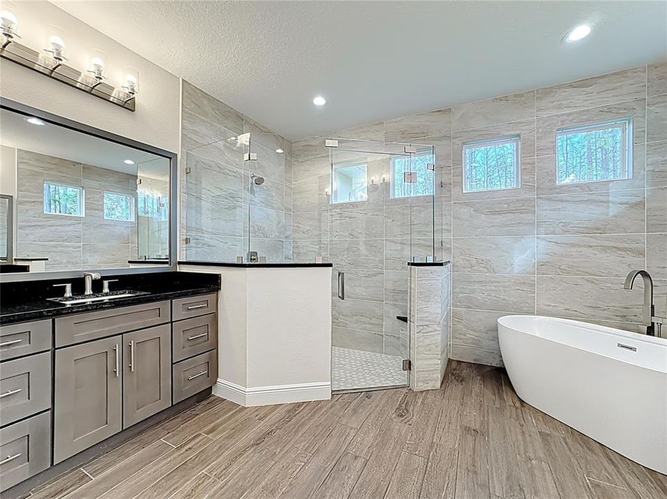 For Sale: $690,000 (4 beds, 3 baths, 2927 Square Feet)