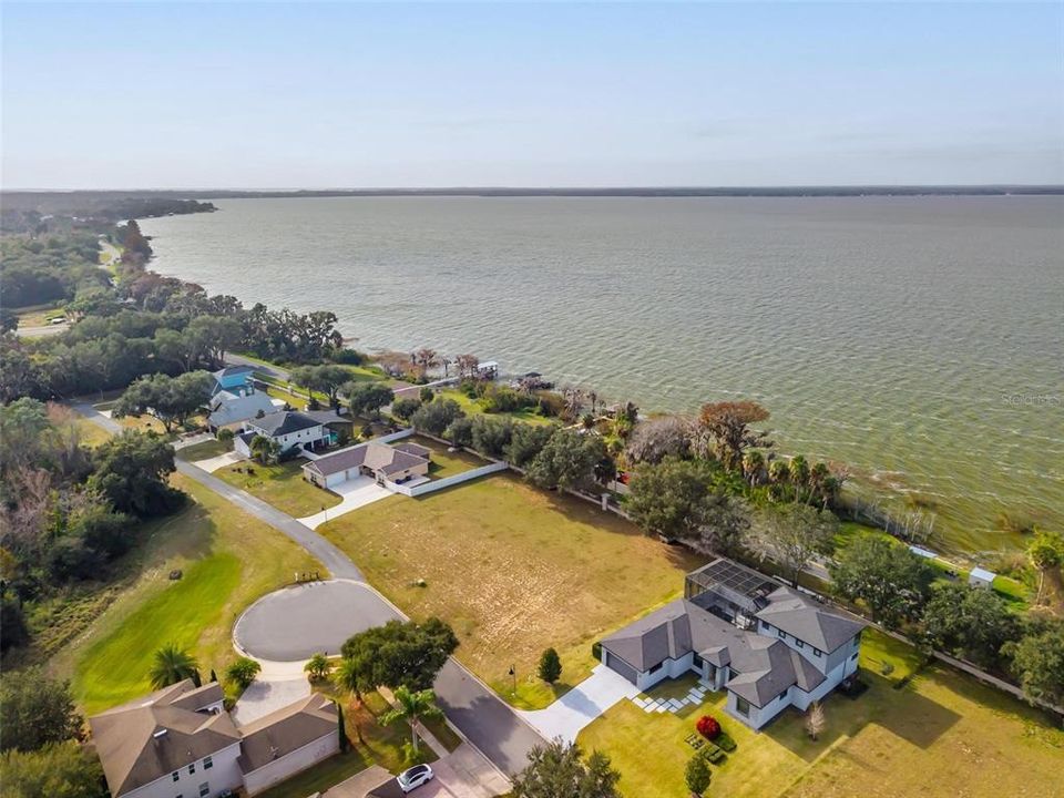 En Venta: $255,000 (0.52 acres)