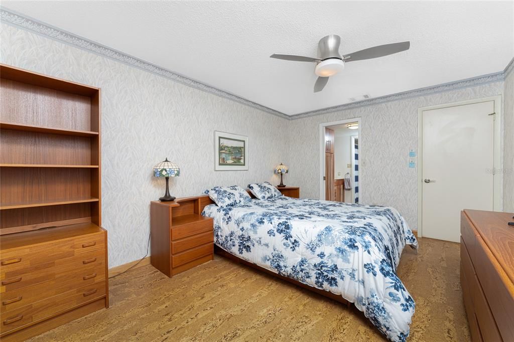 На продажу: $479,000 (2 спален, 2 ванн, 1293 Квадратных фут)