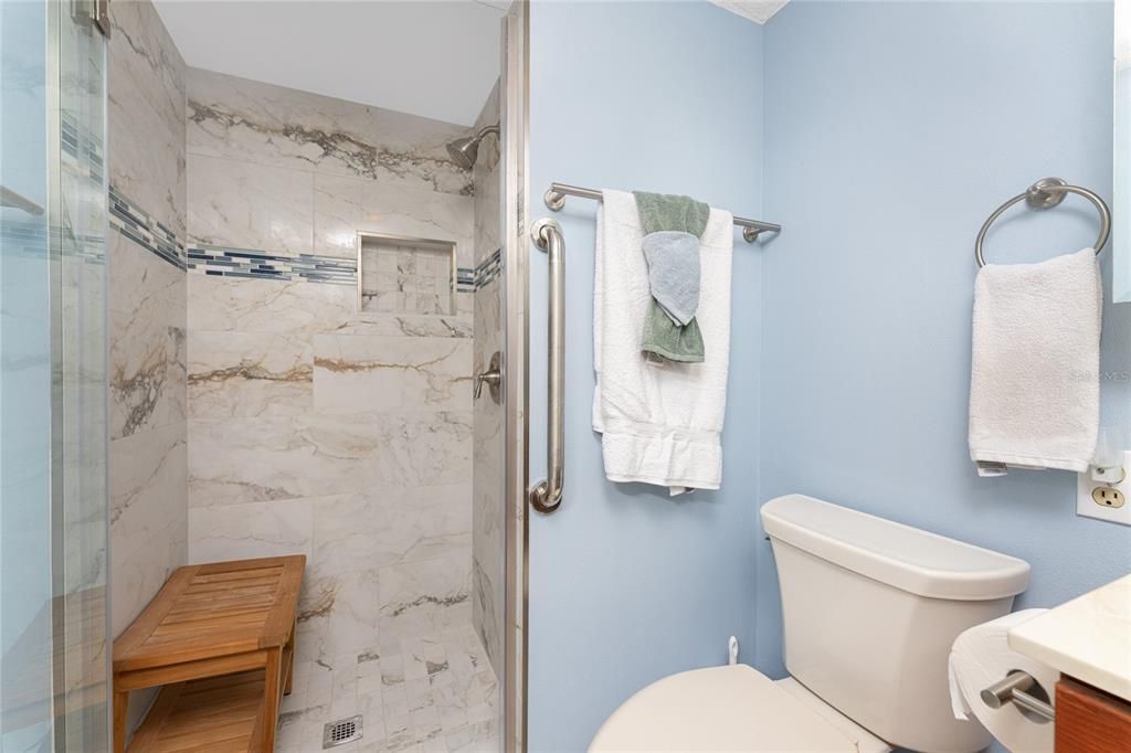 На продажу: $479,000 (2 спален, 2 ванн, 1293 Квадратных фут)