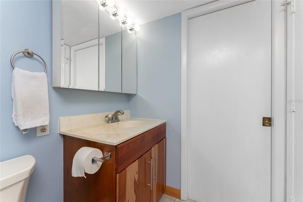 На продажу: $479,000 (2 спален, 2 ванн, 1293 Квадратных фут)