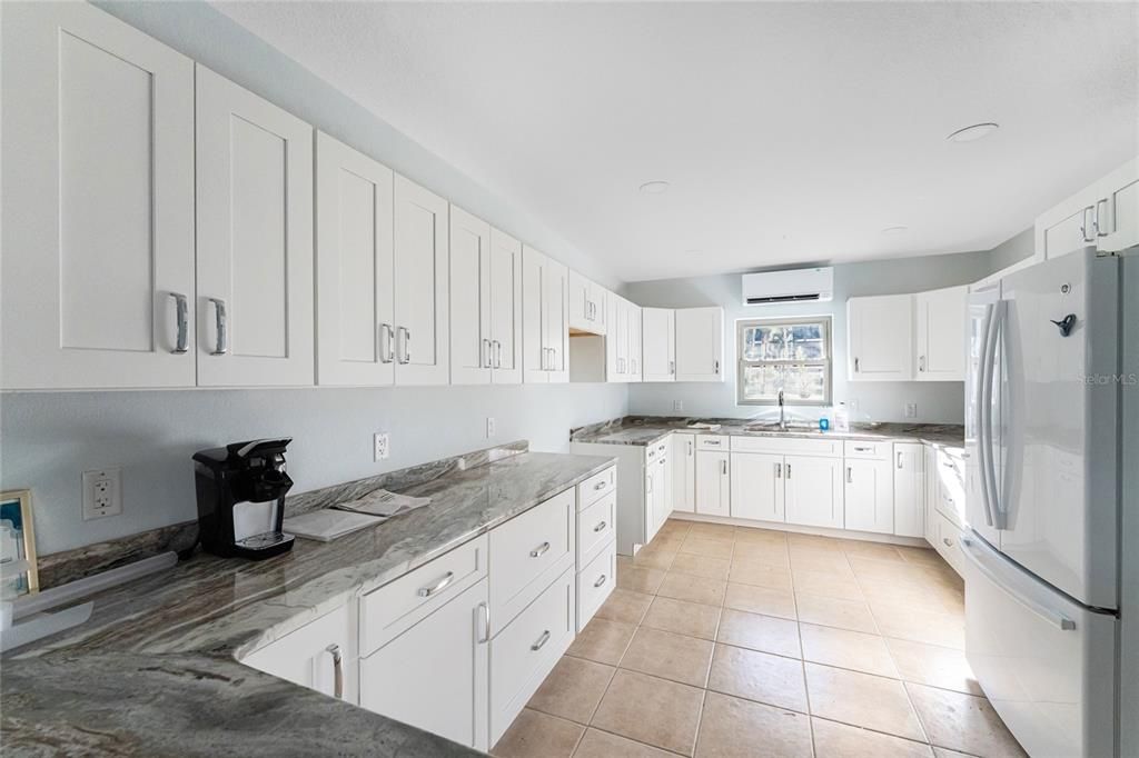 На продажу: $479,000 (2 спален, 2 ванн, 1293 Квадратных фут)