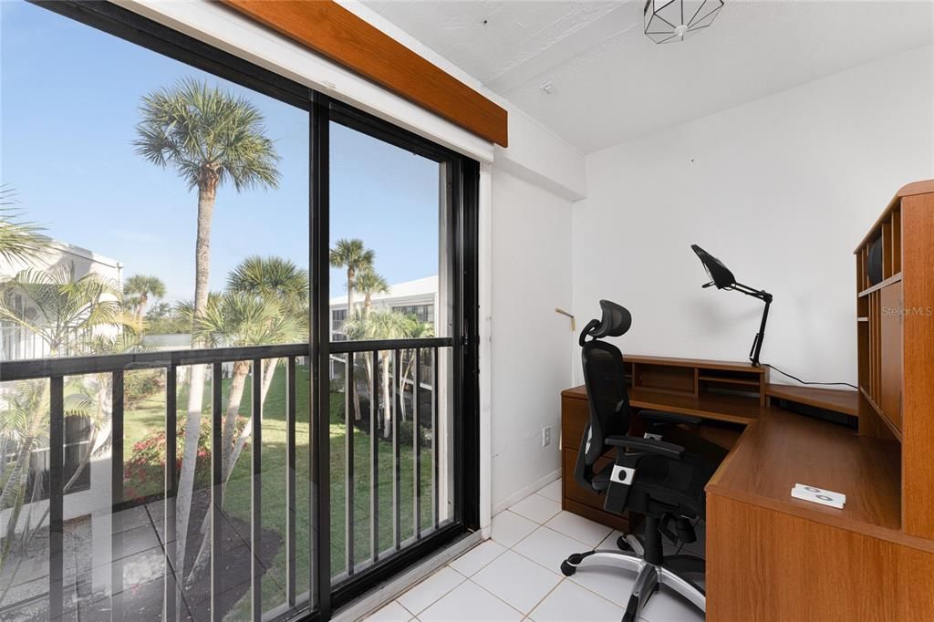 На продажу: $479,000 (2 спален, 2 ванн, 1293 Квадратных фут)