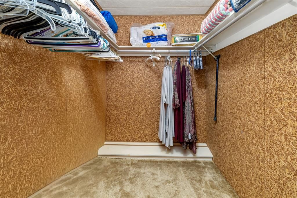 На продажу: $159,000 (2 спален, 2 ванн, 1348 Квадратных фут)