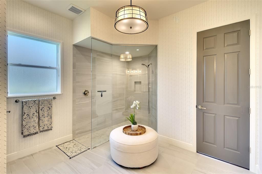 For Sale: $1,310,000 (3 beds, 3 baths, 2878 Square Feet)