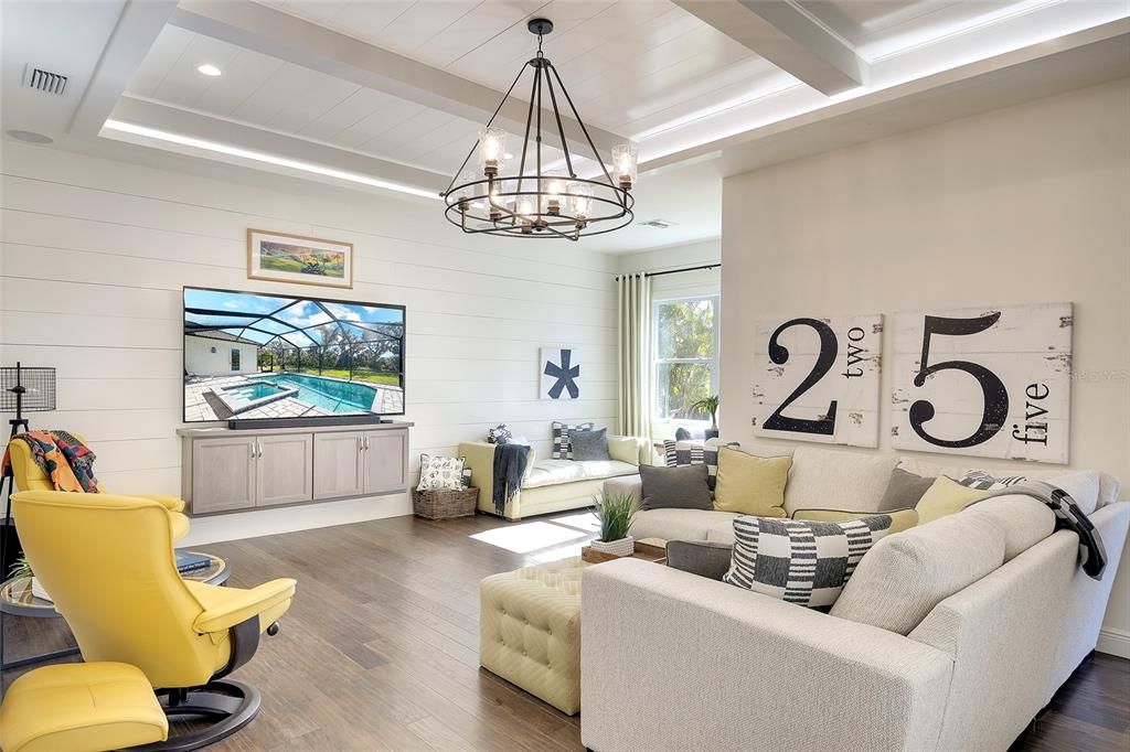 For Sale: $1,310,000 (3 beds, 3 baths, 2878 Square Feet)