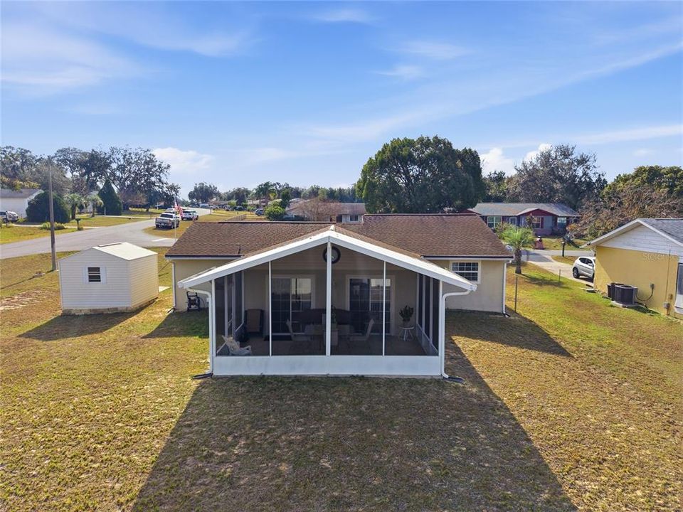 Active With Contract: $199,900 (2 beds, 1 baths, 1204 Square Feet)
