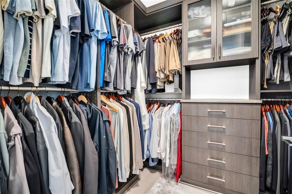 В аренду: $14,000 (2 спален, 3 ванн, 2475 Квадратных фут)