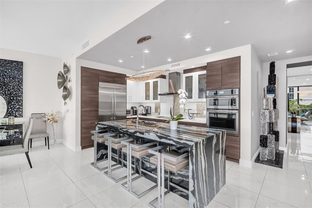 В аренду: $14,000 (2 спален, 3 ванн, 2475 Квадратных фут)