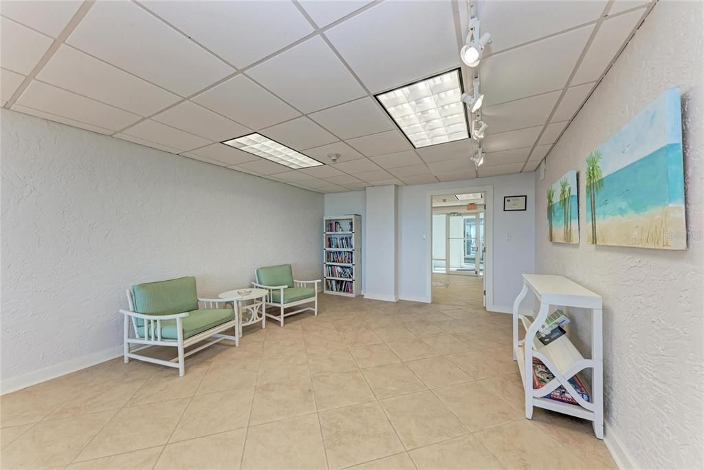 En Venta: $699,000 (1 camas, 1 baños, 832 Pies cuadrados)