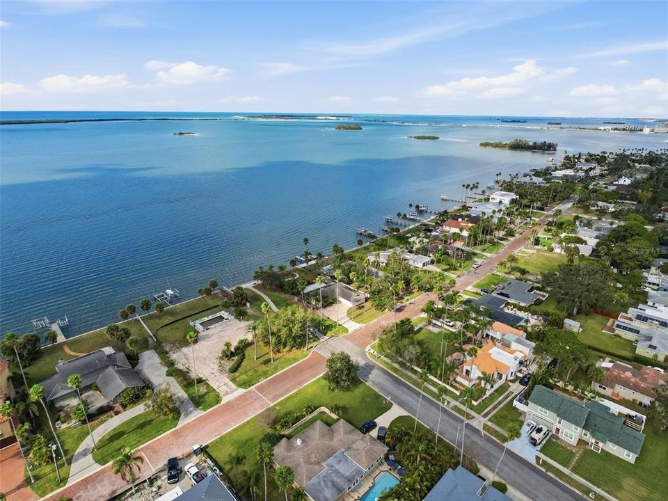 На продажу: $1,850,000 (3 спален, 2 ванн, 2487 Квадратных фут)