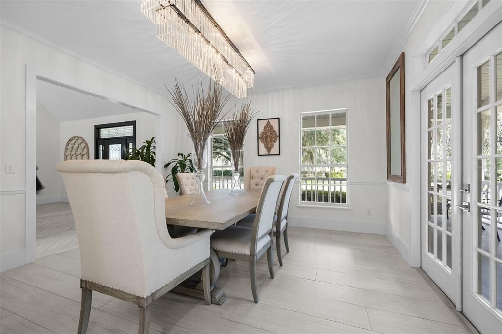 En Venta: $1,999,999 (5 camas, 6 baños, 5369 Pies cuadrados)