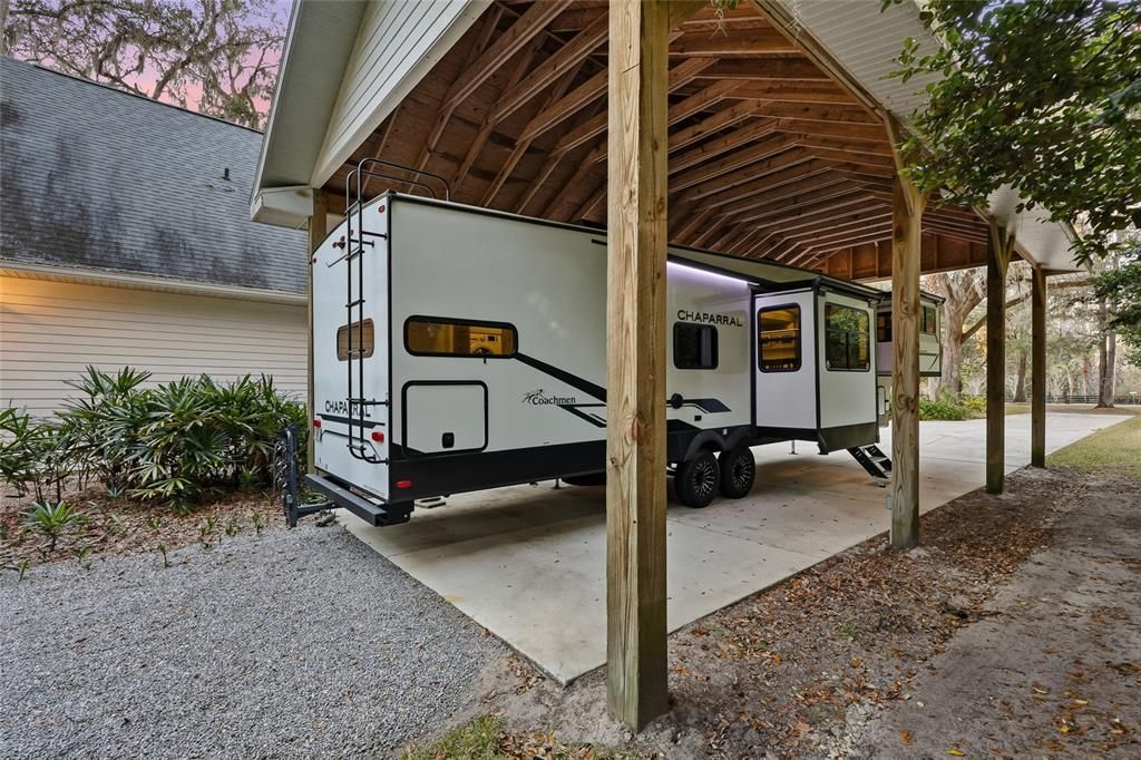 En Venta: $1,999,999 (5 camas, 6 baños, 5369 Pies cuadrados)