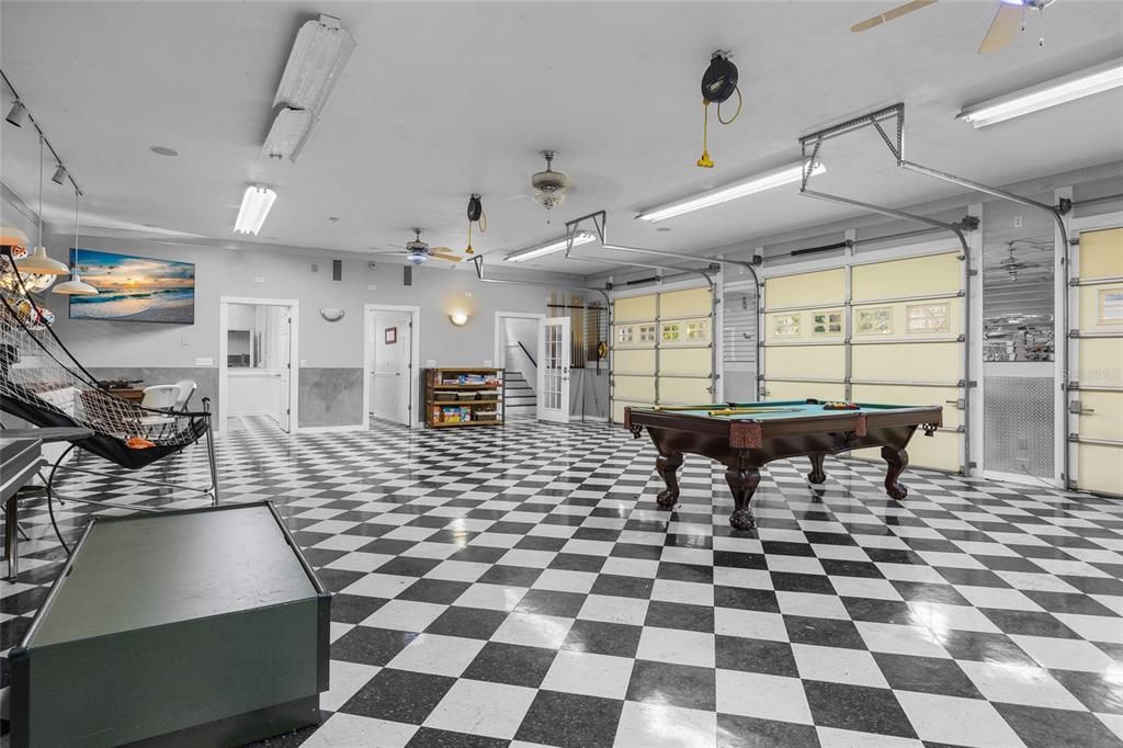 En Venta: $1,999,999 (5 camas, 6 baños, 5369 Pies cuadrados)