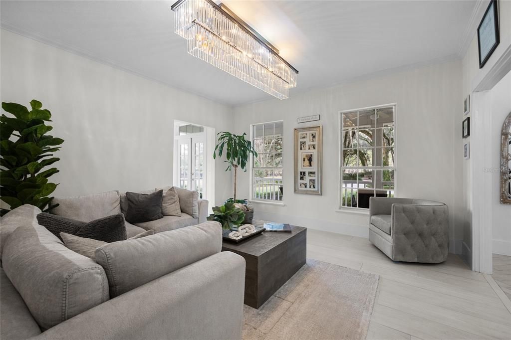 En Venta: $1,999,999 (5 camas, 6 baños, 5369 Pies cuadrados)
