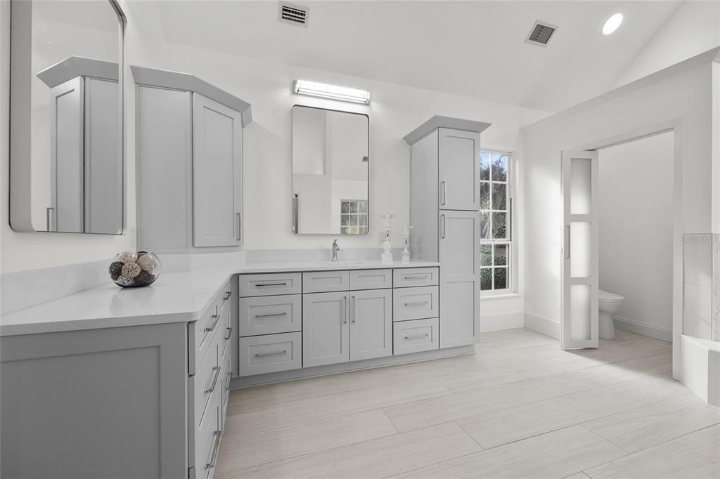 En Venta: $1,999,999 (5 camas, 6 baños, 5369 Pies cuadrados)