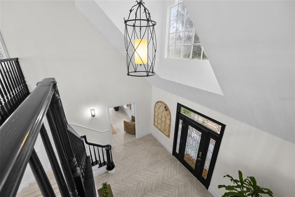 En Venta: $1,999,999 (5 camas, 6 baños, 5369 Pies cuadrados)