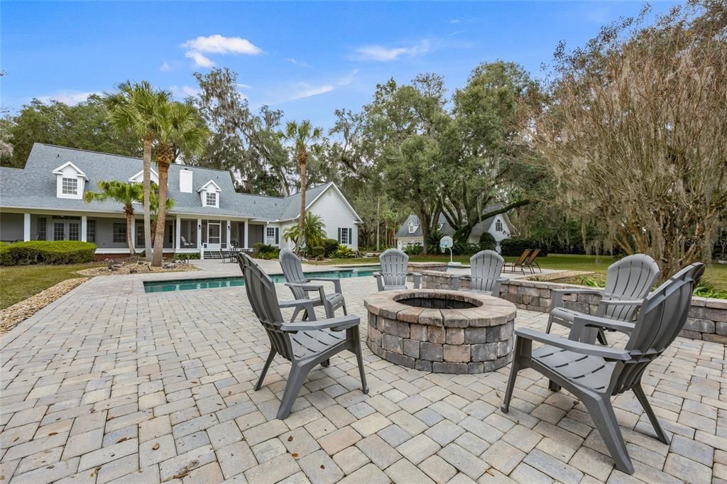 En Venta: $1,999,999 (5 camas, 6 baños, 5369 Pies cuadrados)